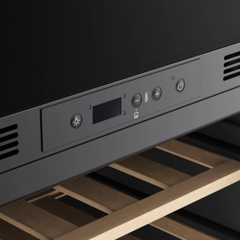 Винный шкаф Franke FMA 36 WCR BK